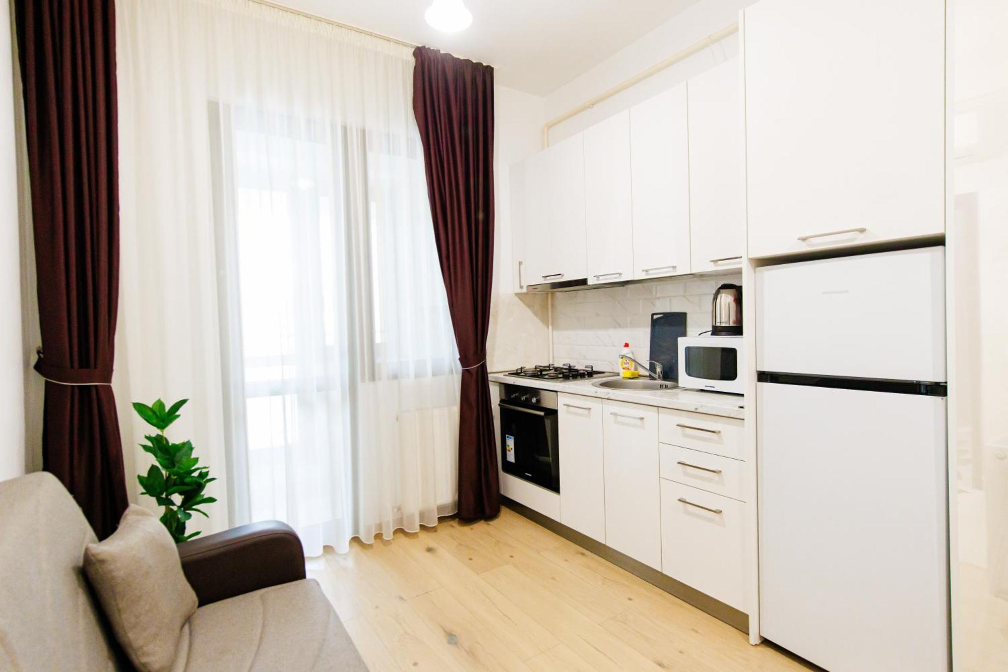 Lazar Towers Studios & Apartments Near Palas Ясси Екстер'єр фото